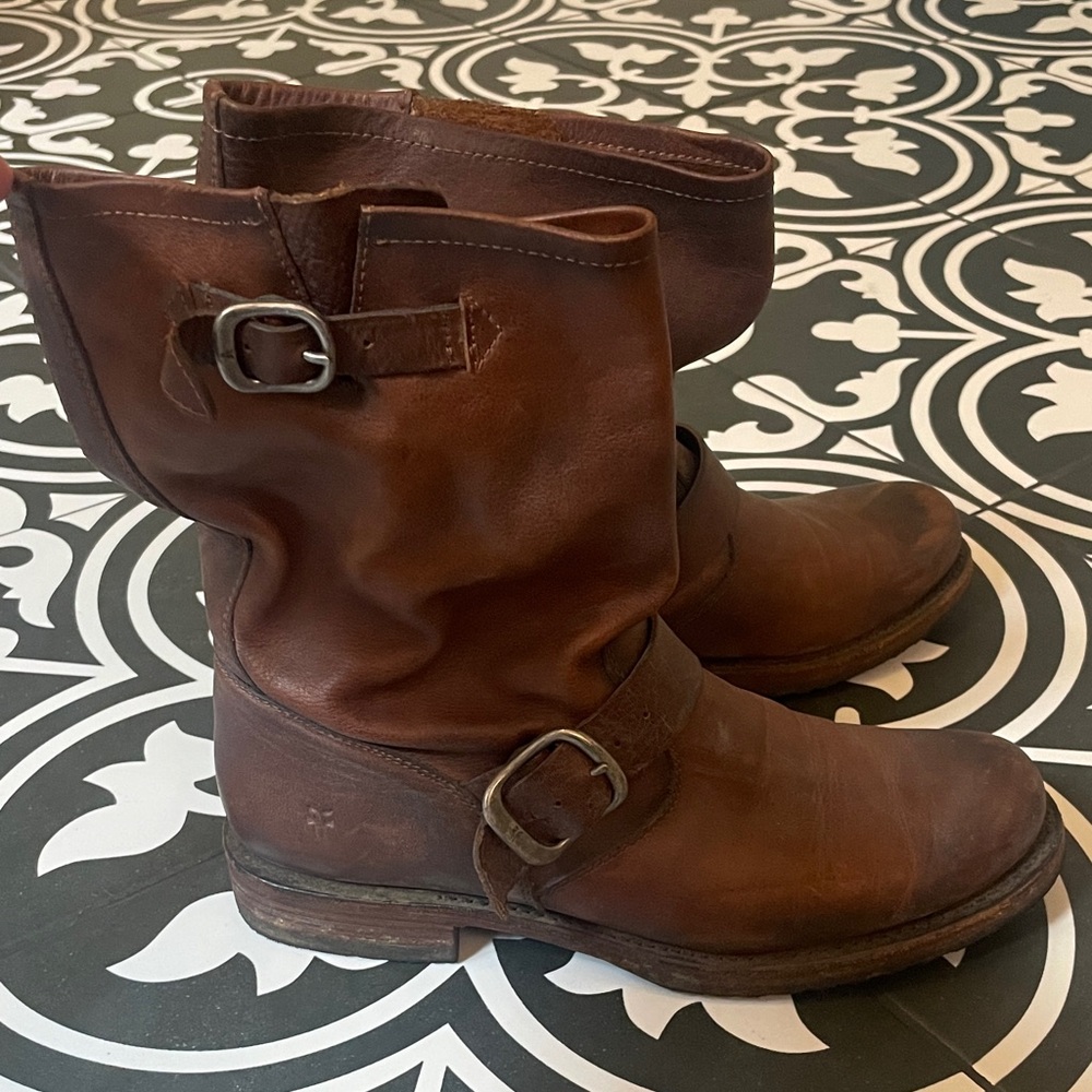Frye Veronica Short Boots